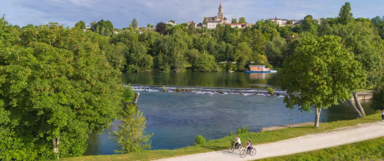 Flow Vélo_Mosnac Saint-Simeux_le long du fleuve charente