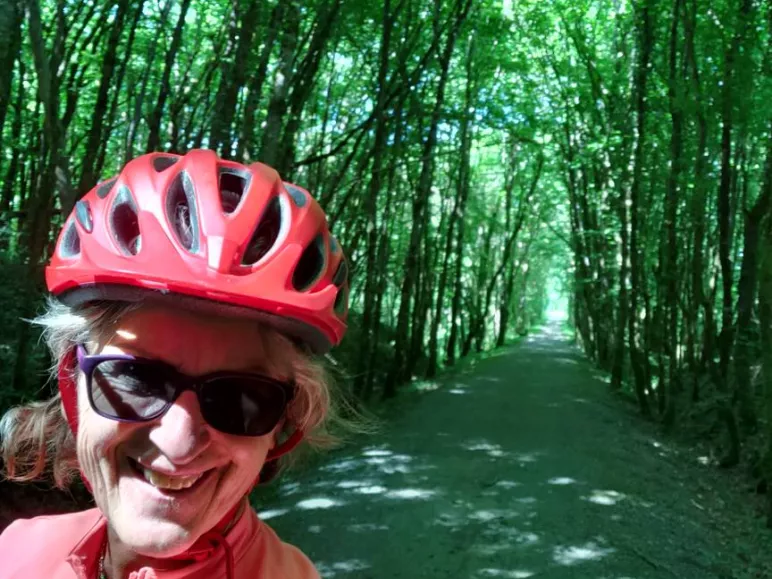 sylvie à vélo