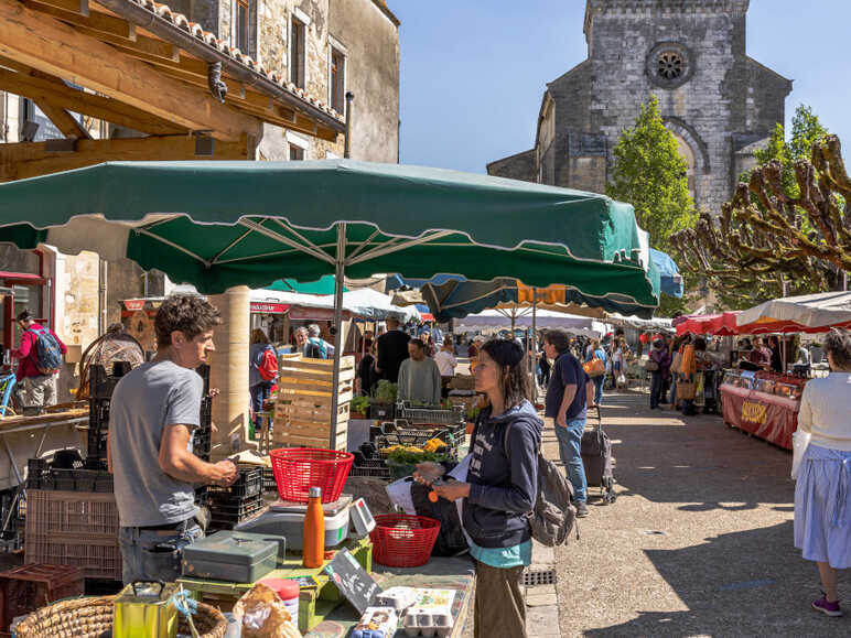 Le marché de Thiviers