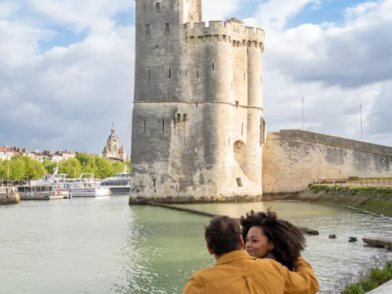 La Rochelle, la cité maritime, pépite architecturale du littoral atlantique.png